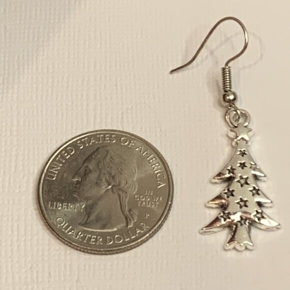 Celtic Earring, Christmas Tree Earring, Christmas Earring, Christmas Tree, Gift - Picture 3 of 6